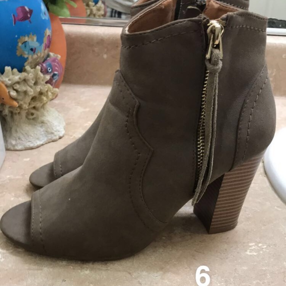 Western heels